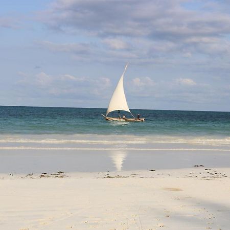 A Wonderful Beach Property In Diani Beach Kenya.A Dream Holiday Place. Mombasa Dış mekan fotoğraf