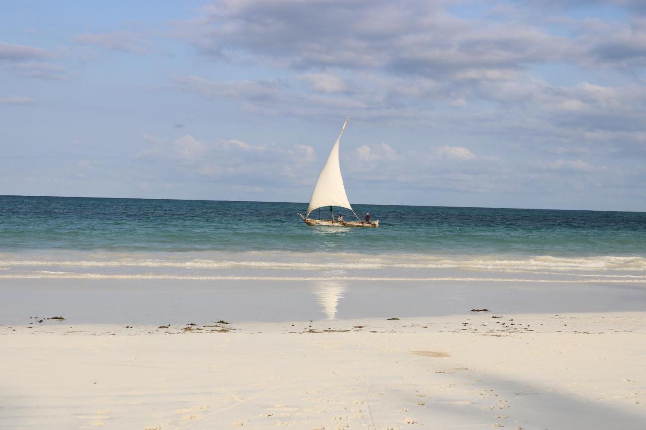 A Wonderful Beach Property In Diani Beach Kenya.A Dream Holiday Place. Mombasa Dış mekan fotoğraf